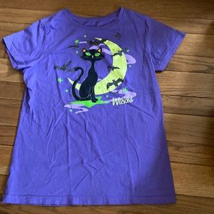 Size 8/10 M graphic T